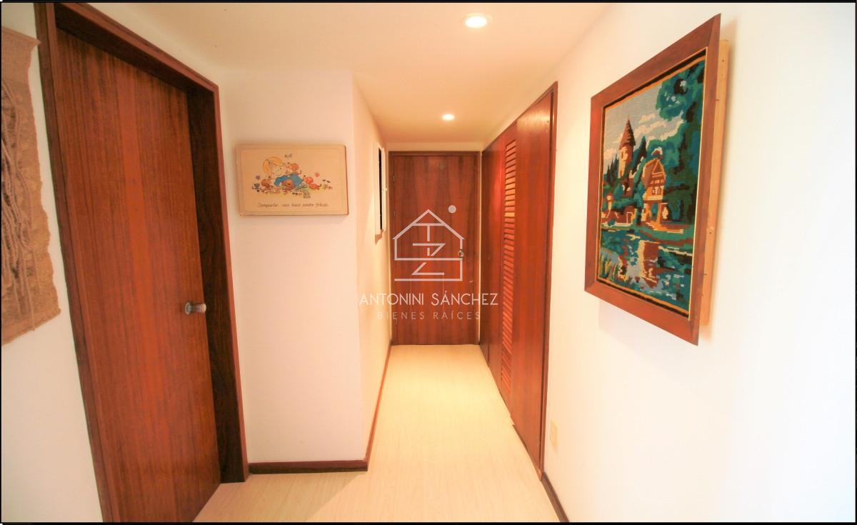 Apartamento ID.1641 - Venta Apartamento en Punta Ballena con una vista cautivadora. 2 dormitorios ,2 baños + dependencia de servicio.