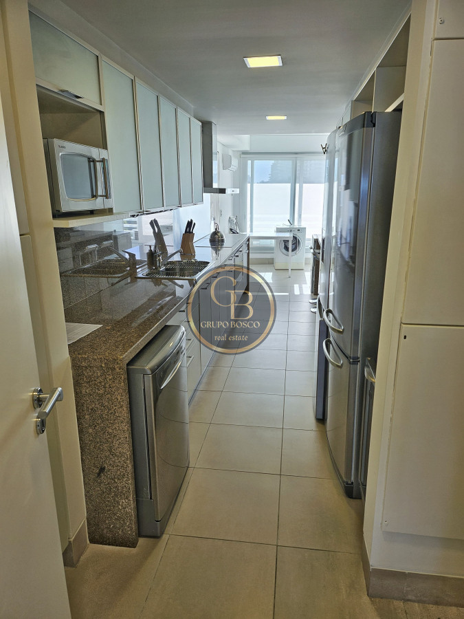Apartamento ID.1328 - LEPARC 1 Alquiler Temporal Primera Linea Brava