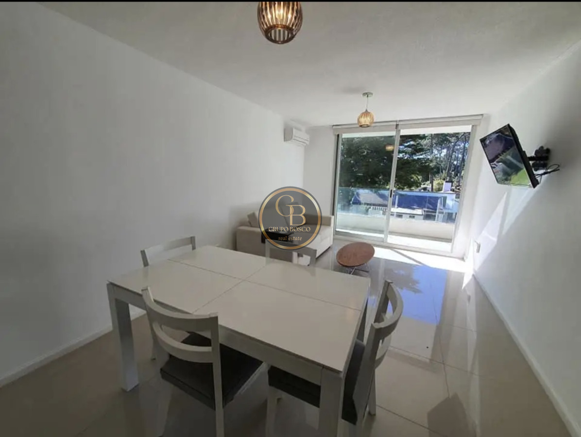 Apartamento ID.1372 - Alquiler Anual 