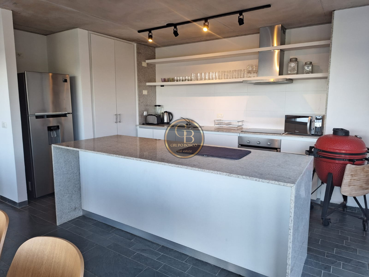 Apartamento ID.886 - ALQUILER ANUAL  ESPECTACULAR   DUPLEX   3 DORMITORIOS EDIFICIO SIERRA BALLENA 