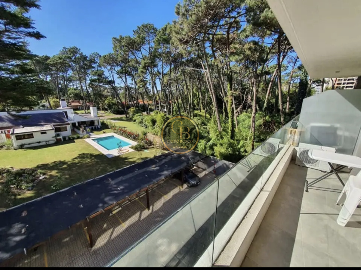 Apartamento ID.1372 - Alquiler Anual 