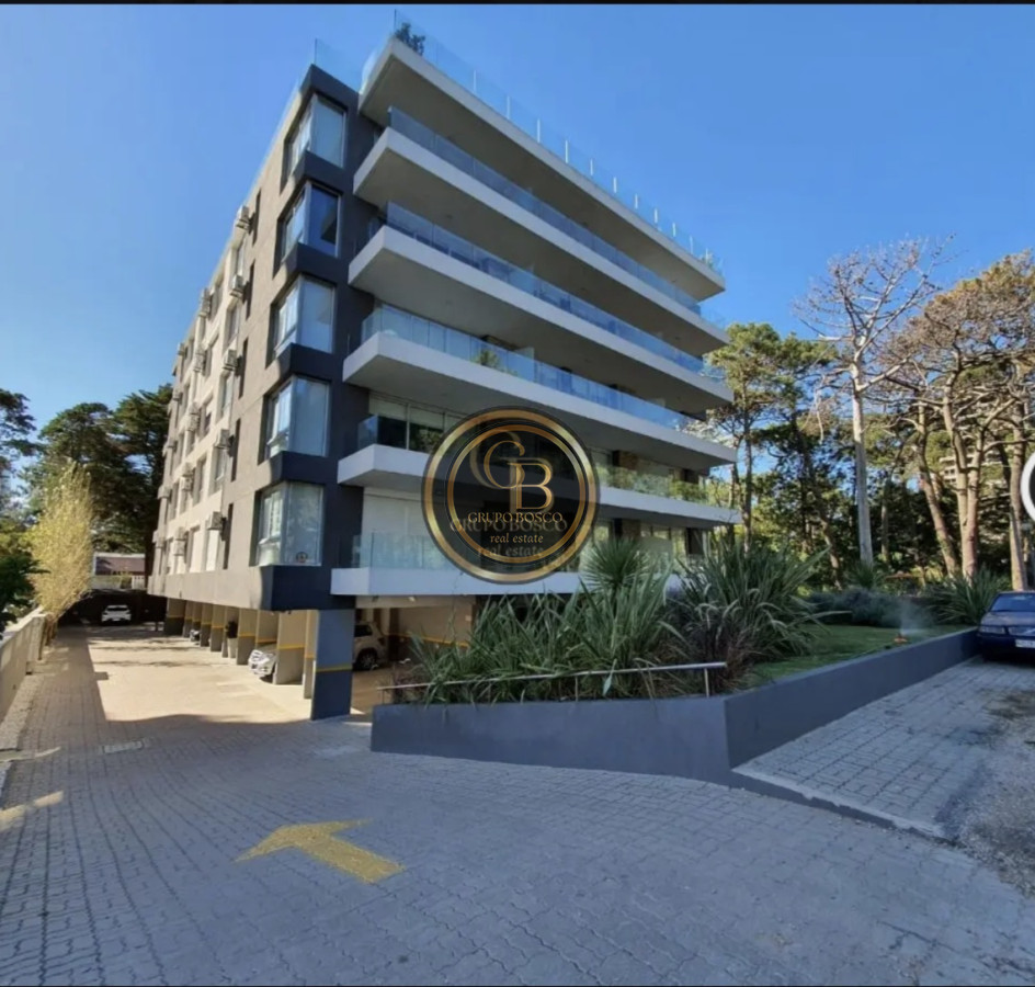 Apartamento ID.1372 - Alquiler Anual 