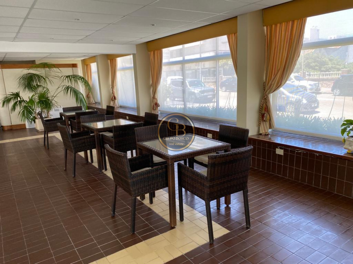 Apartamento ID.1069 - En venta y alquiler temporario apartamento de 2 dormitorios y 2 baños. Península-Punta del Este.