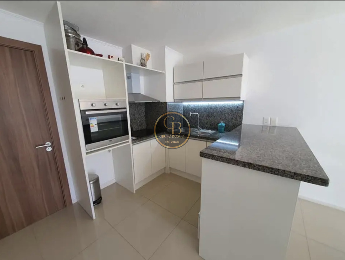 Apartamento ID.1372 - Alquiler Anual 