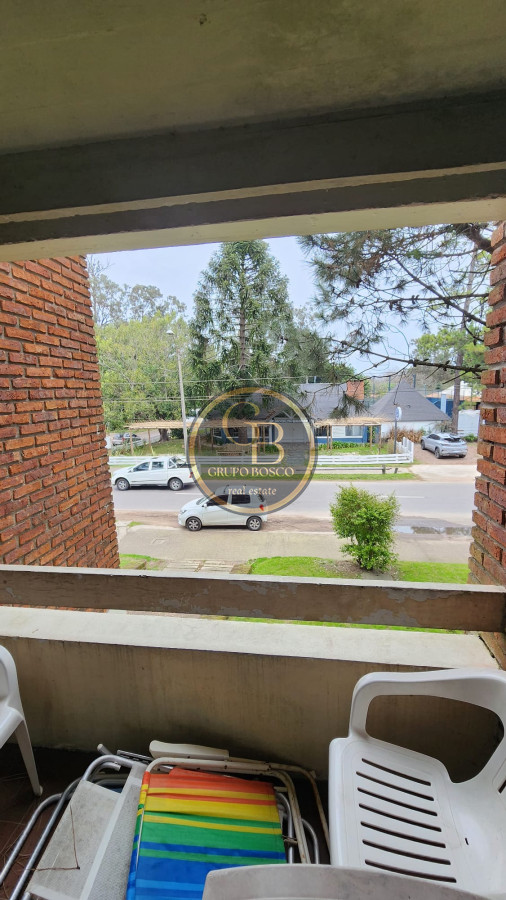 Apartamento ID.1221 - Apartamento en Venta y Alquiler Anual, Barrio Las Delicias 