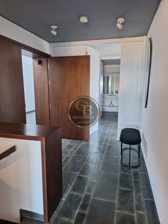 Apartamento ID.886 - ALQUILER ANUAL  ESPECTACULAR   DUPLEX   3 DORMITORIOS EDIFICIO SIERRA BALLENA 