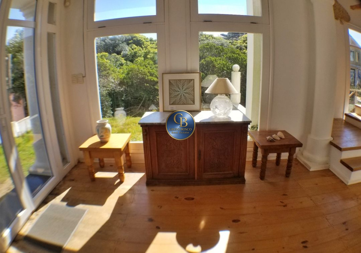 Casa ID.263 -  Montoya. Hermosa residencia con vista al mar.