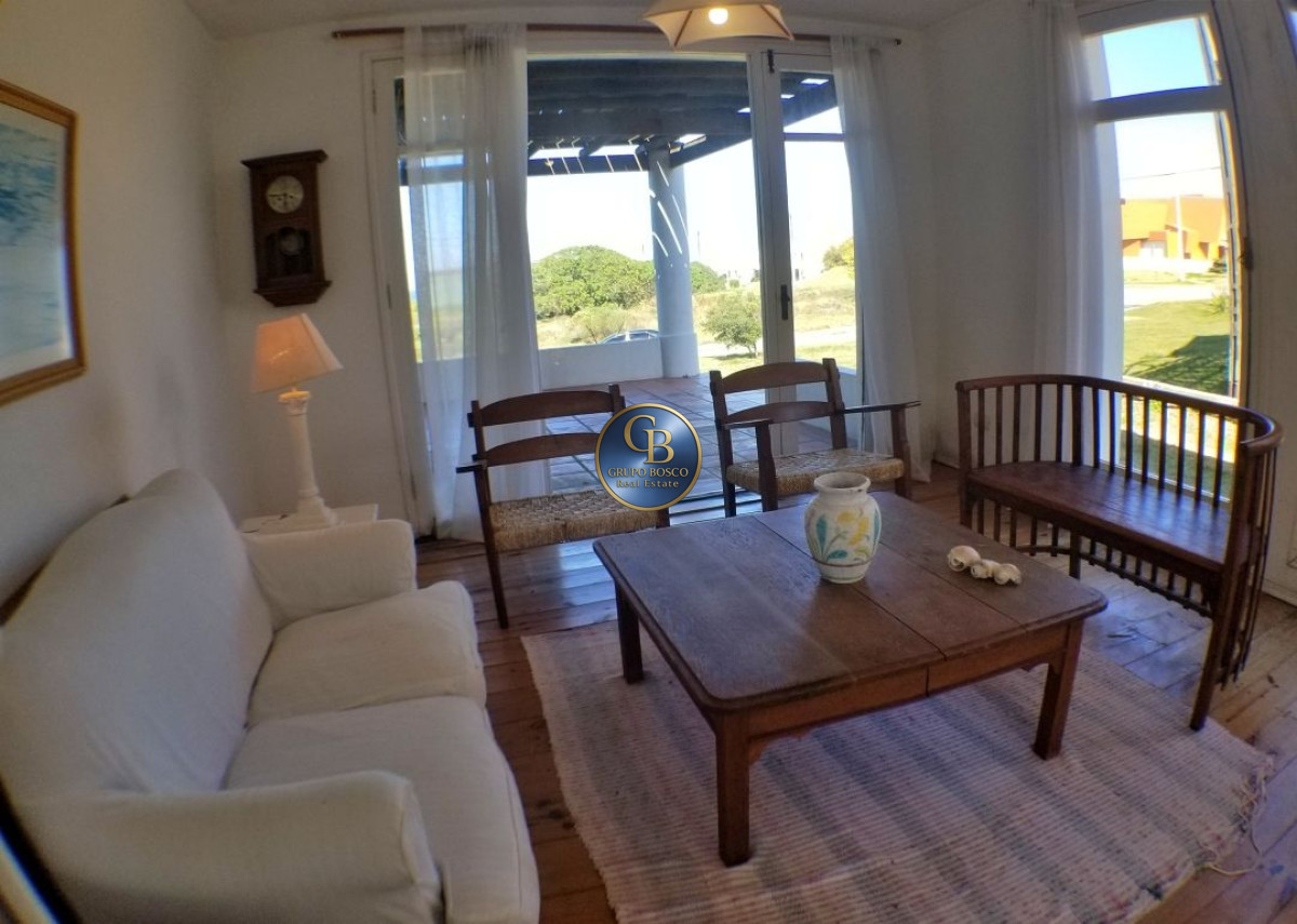 Casa ID.263 -  Montoya. Hermosa residencia con vista al mar.