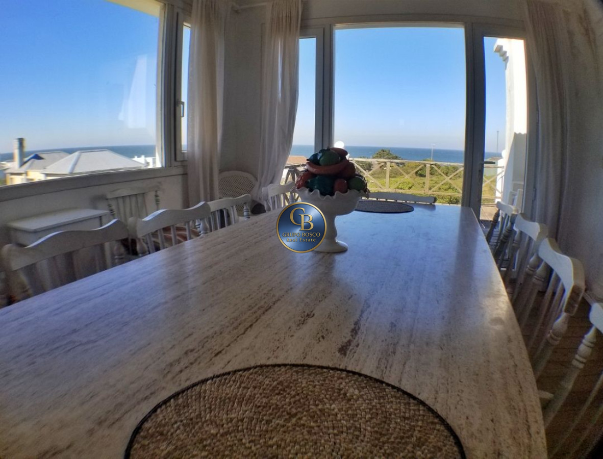 Casa ID.263 -  Montoya. Hermosa residencia con vista al mar.