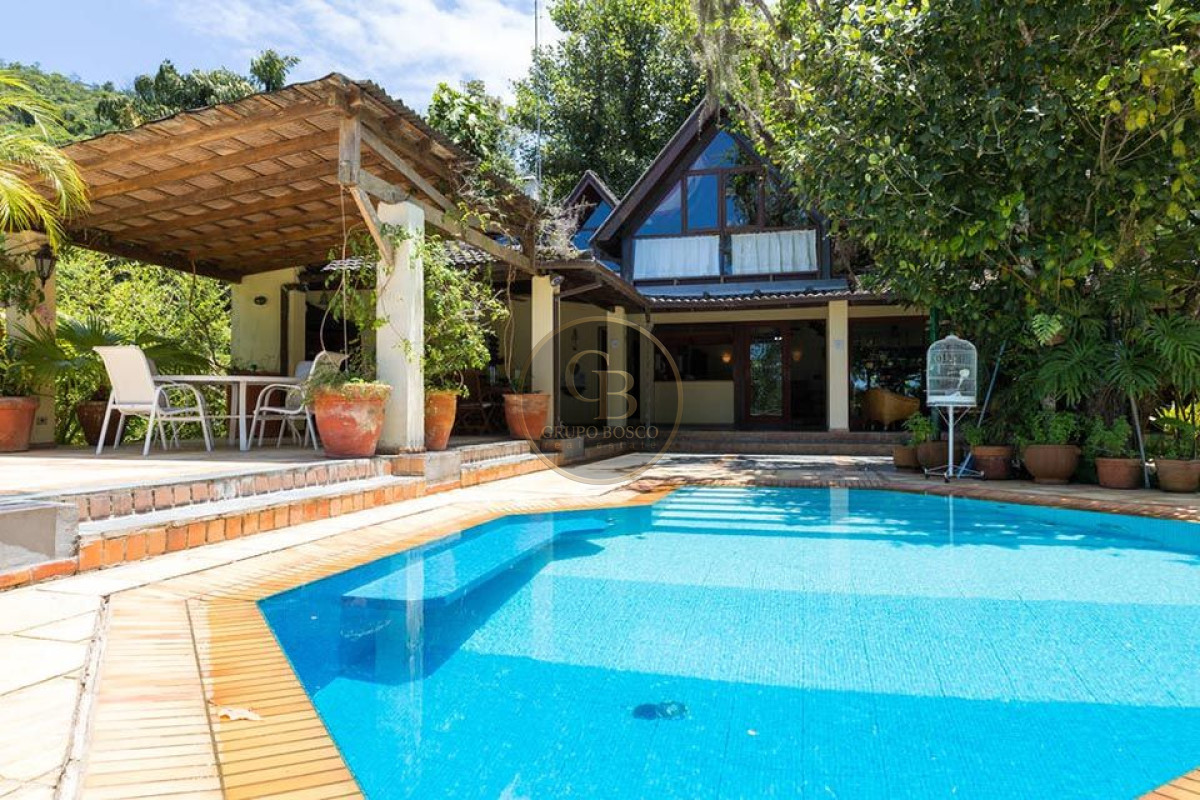 Casa ID.277 - Paradisiaca, Casa en Brasil.