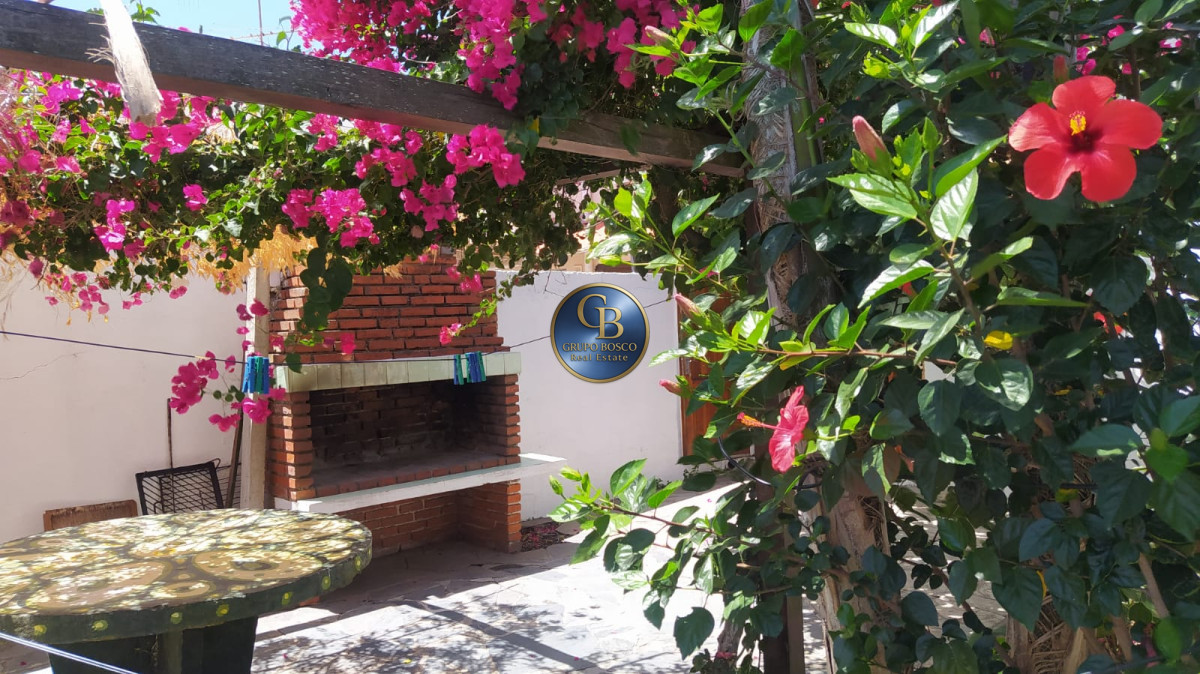 Casa ID.1258 - Exelente casa Atlántida 