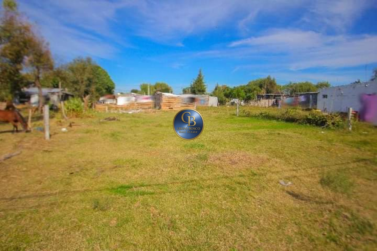 Casa ID.1239 - Venta de terreno con monoambiente tipo contenedor.