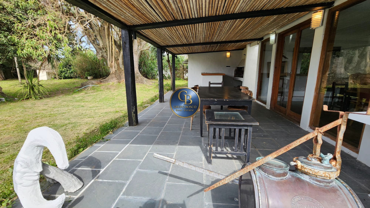 Casa ID.1249 - Casa, Las Grutas 5 Dormitorios