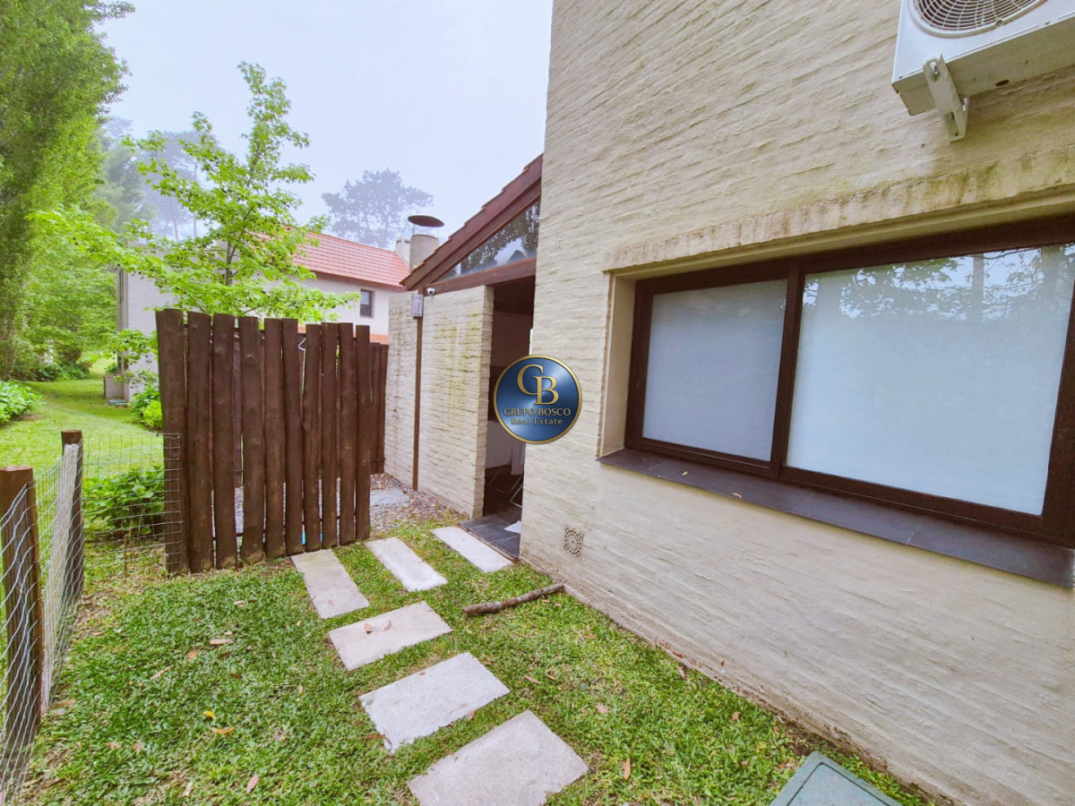 Casa ID.1461 - Alquiler o Venta,Hermosa Casa en B° privado.