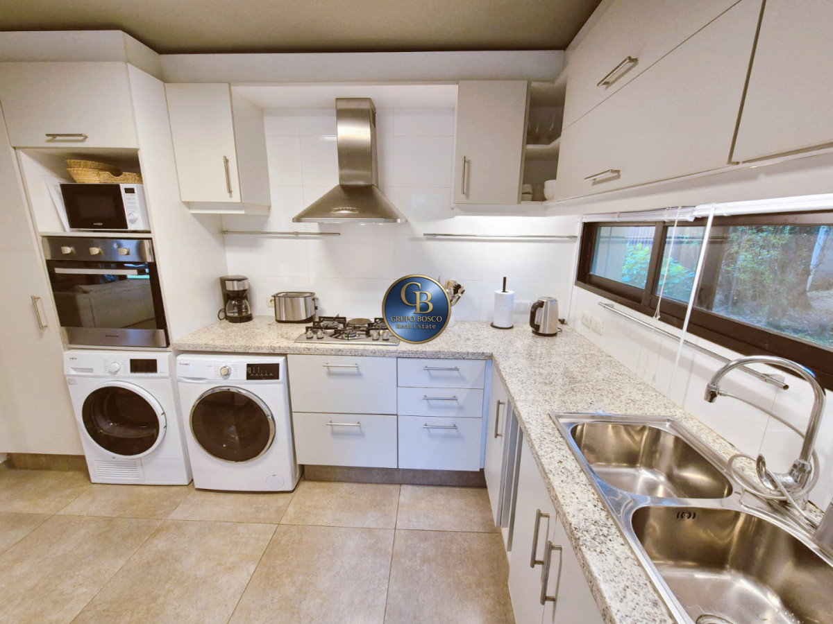 Casa ID.1461 - Alquiler o Venta,Hermosa Casa en B° privado.
