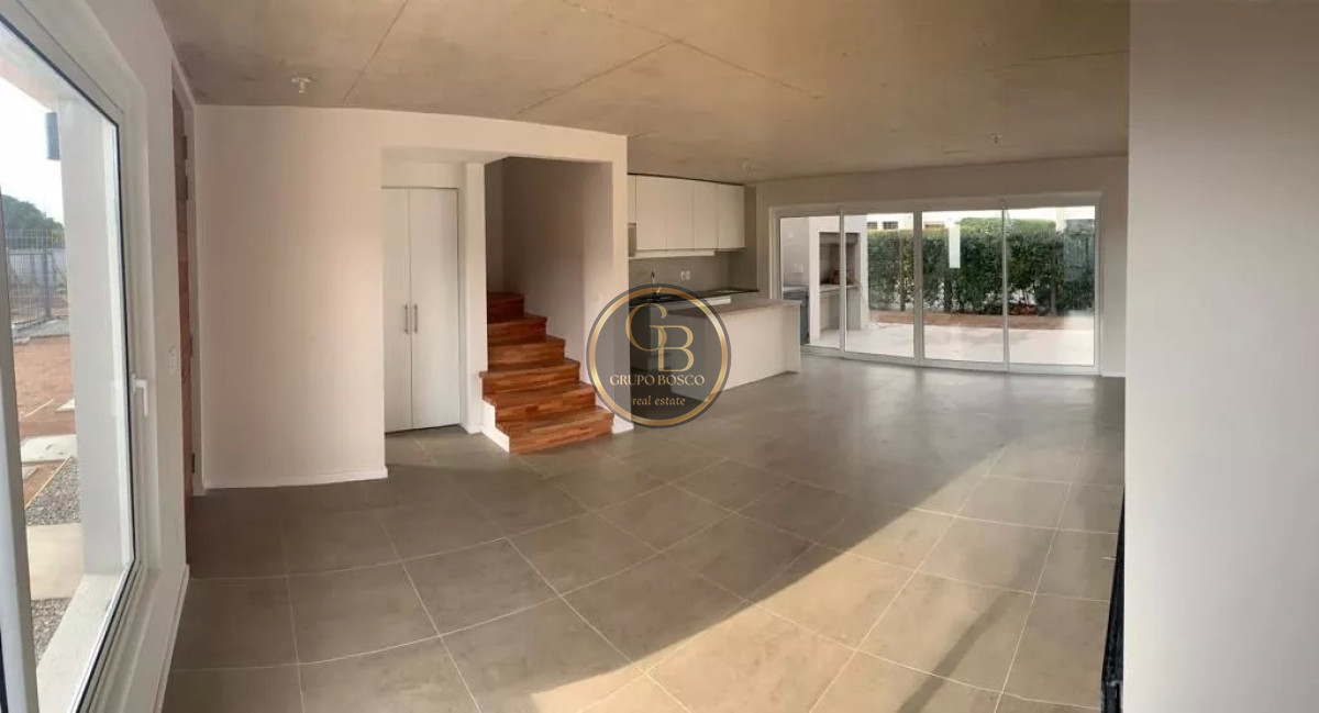 Casa ID.1201 - Venta de Unidad N4 Duplex en complejo con 3 dormitorios Zona Barra de Carrasco