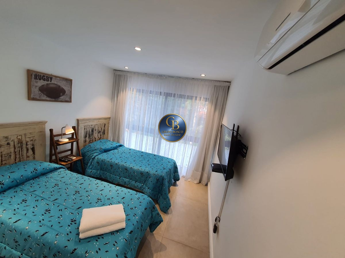 Casa ID.377 - CASA VENTA 4 DORMITORIOS 4 BAñOS COMPLEJO SOLANAS 