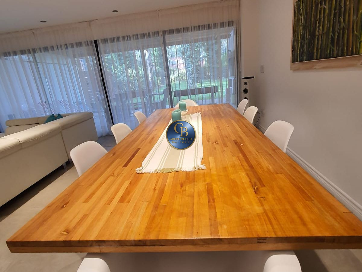 Casa ID.377 - CASA VENTA 4 DORMITORIOS 4 BAñOS COMPLEJO SOLANAS 