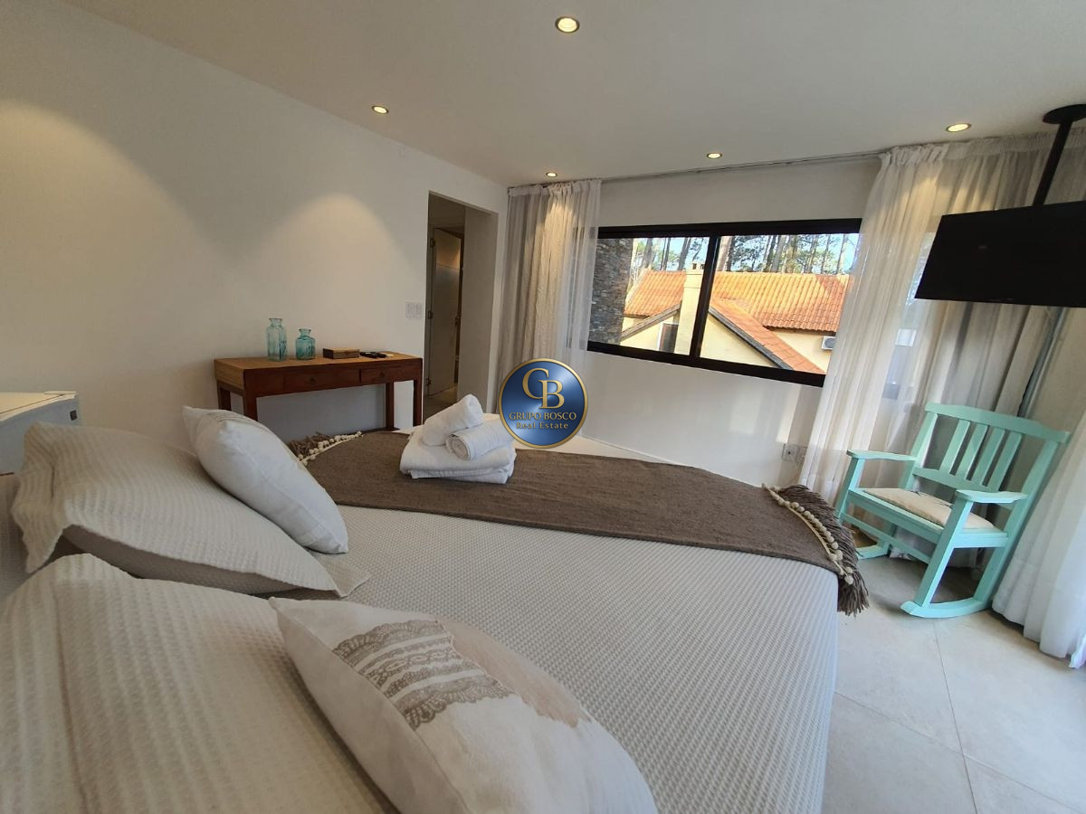 Casa ID.377 - CASA VENTA 4 DORMITORIOS 4 BAñOS COMPLEJO SOLANAS 