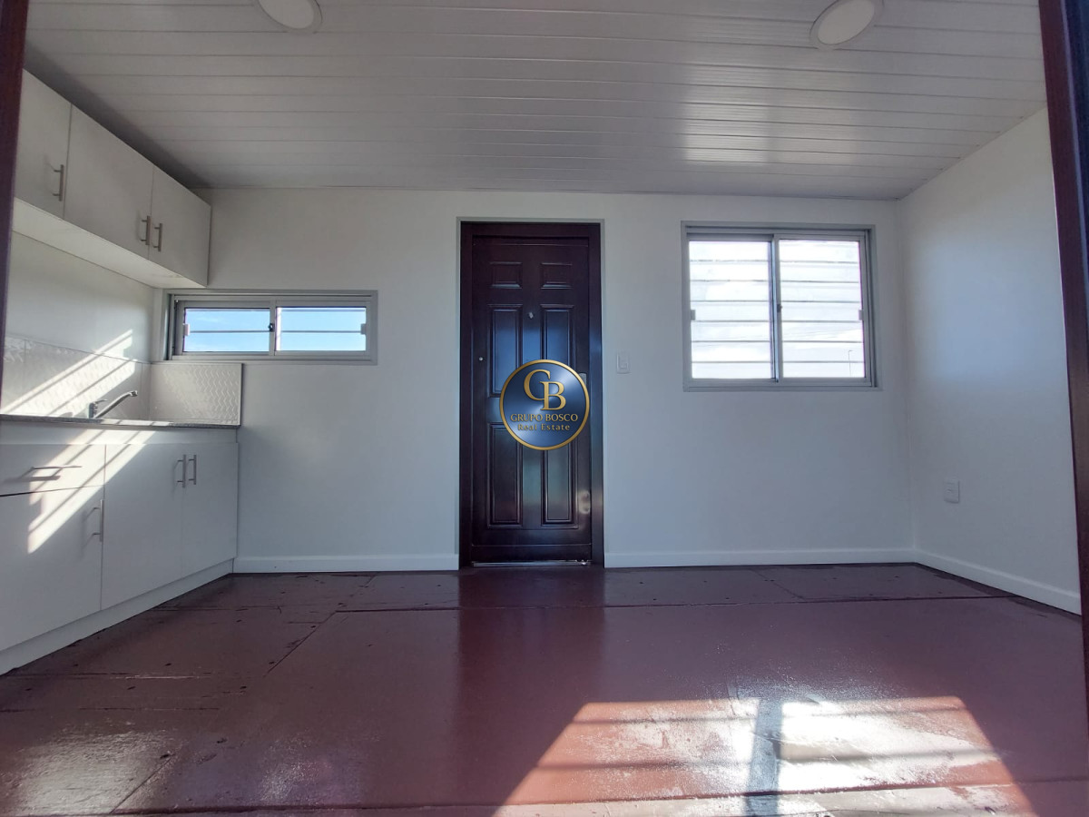Casa ID.1239 - Venta de terreno con monoambiente tipo contenedor.