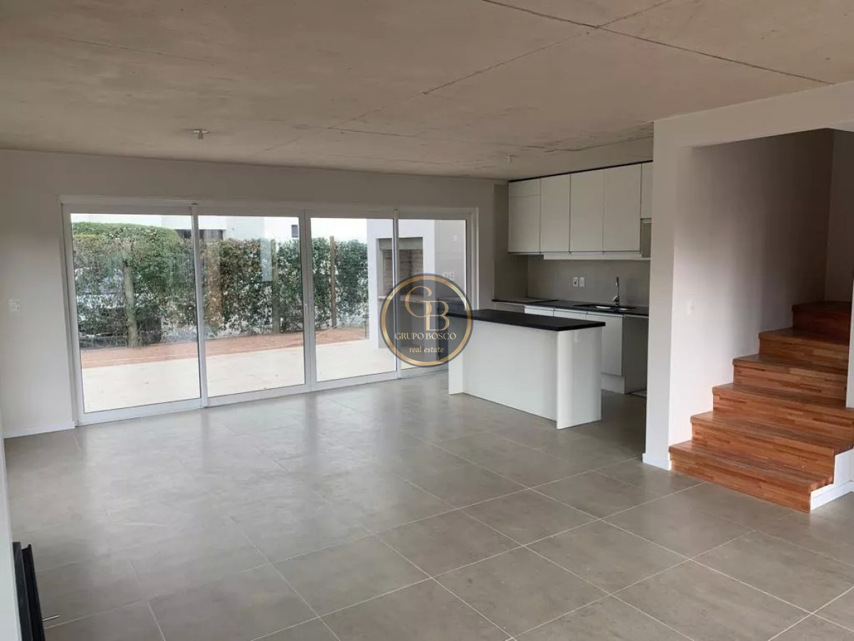 Casa ID.1201 - Venta de Unidad N4 Duplex en complejo con 3 dormitorios Zona Barra de Carrasco