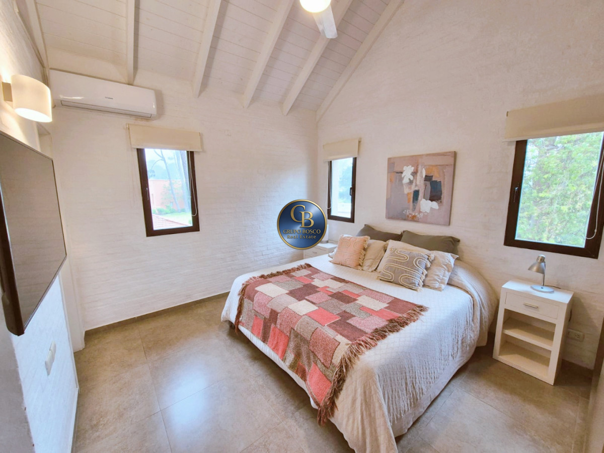 Casa ID.1461 - Alquiler o Venta,Hermosa Casa en B° privado.