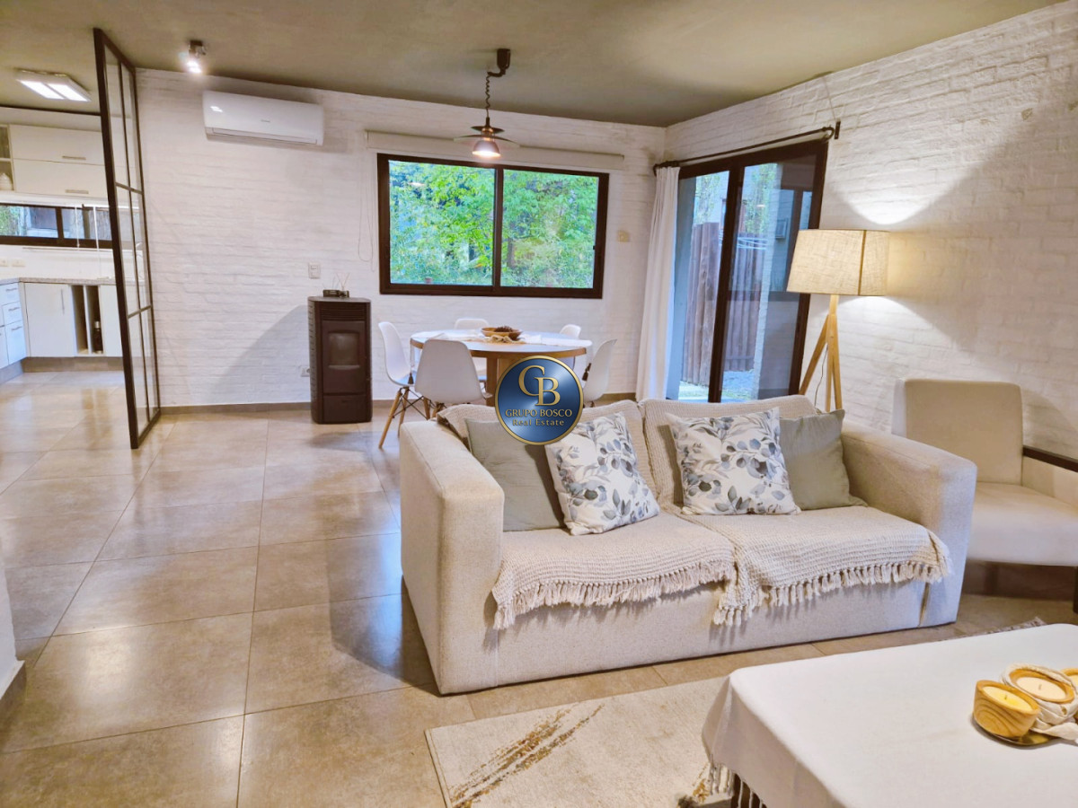Casa ID.1461 - Alquiler o Venta,Hermosa Casa en B° privado.
