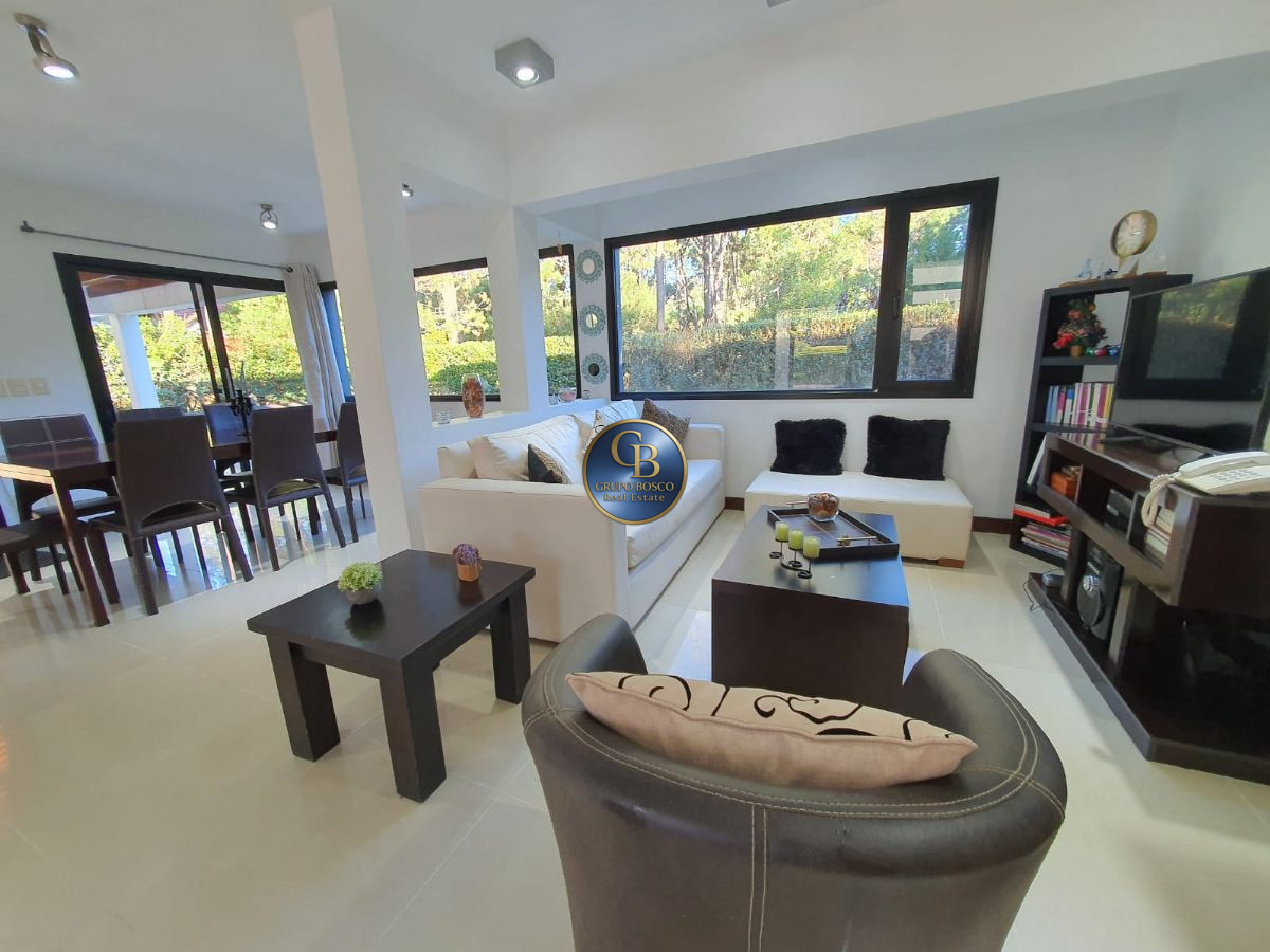Casa ID.359 - Venta, Moderna Casa Solanas Vacation Club.