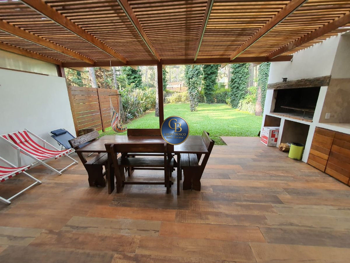 Casa ID.377 - CASA VENTA 4 DORMITORIOS 4 BAñOS COMPLEJO SOLANAS 