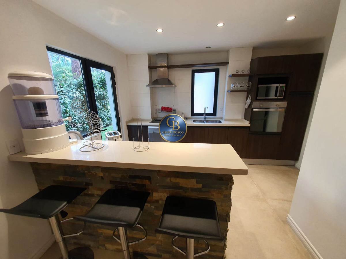Casa ID.377 - CASA VENTA 4 DORMITORIOS 4 BAñOS COMPLEJO SOLANAS 