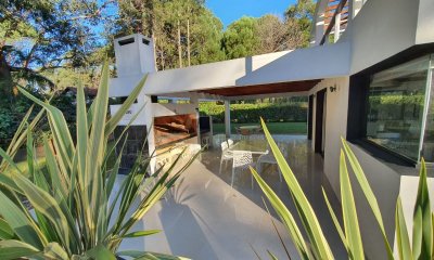 Venta, Moderna Casa Solanas Vacation Club.