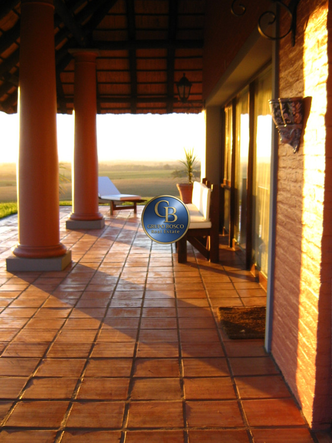 Campo Ref.1208 - En venta 92 hectáreas con hermosa casa.