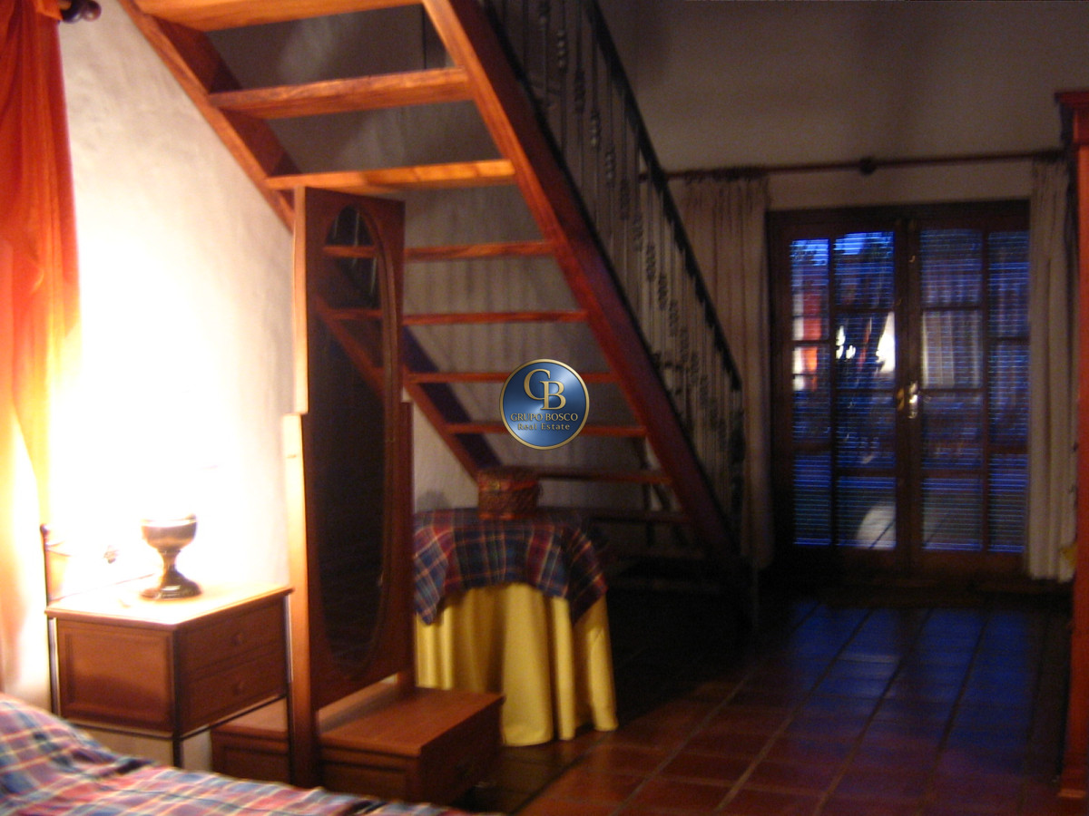 Campo Ref.1208 - En venta 92 hectáreas con hermosa casa.