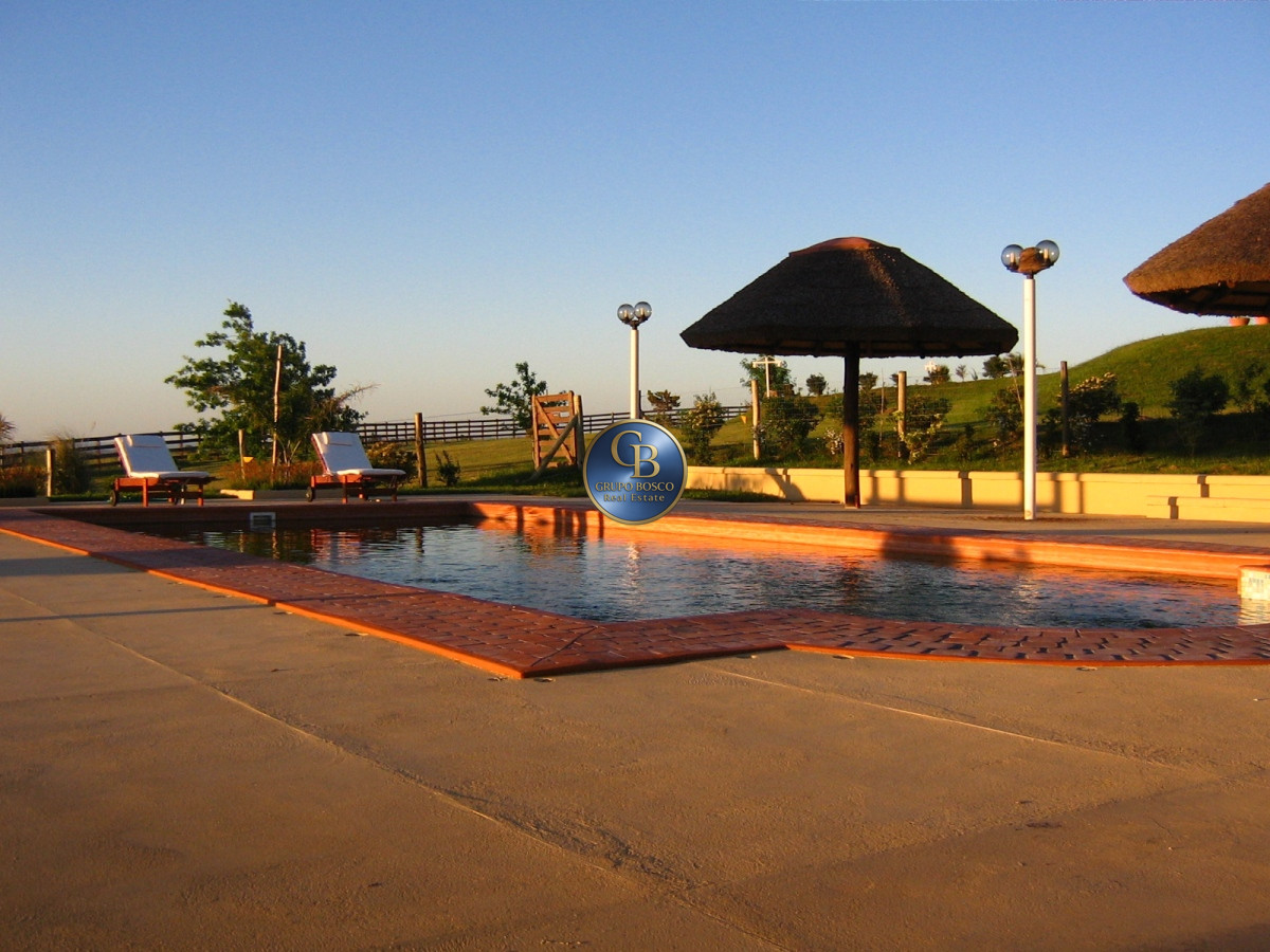 Campo Ref.1208 - En venta 92 hectáreas con hermosa casa.