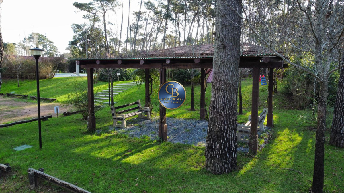 Terreno ID.1124 - Lotes en venta desde los 237m2, Barrio Privado (Parque Pinares).