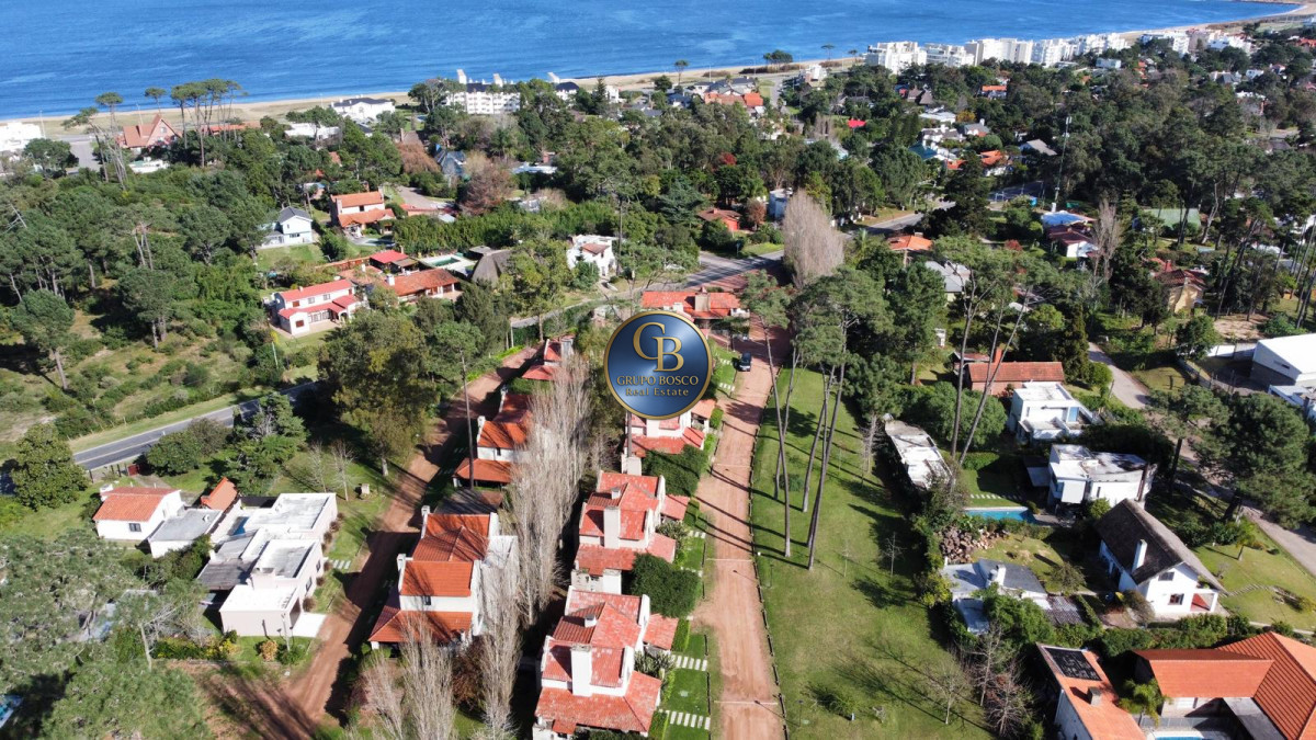 Terreno ID.1124 - Lotes en venta desde los 237m2, Barrio Privado (Parque Pinares).