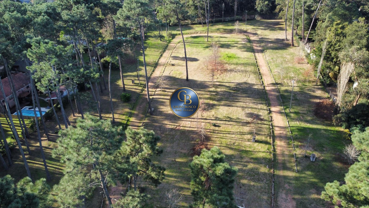 Terreno ID.1124 - Lotes en venta desde los 237m2, Barrio Privado (Parque Pinares).