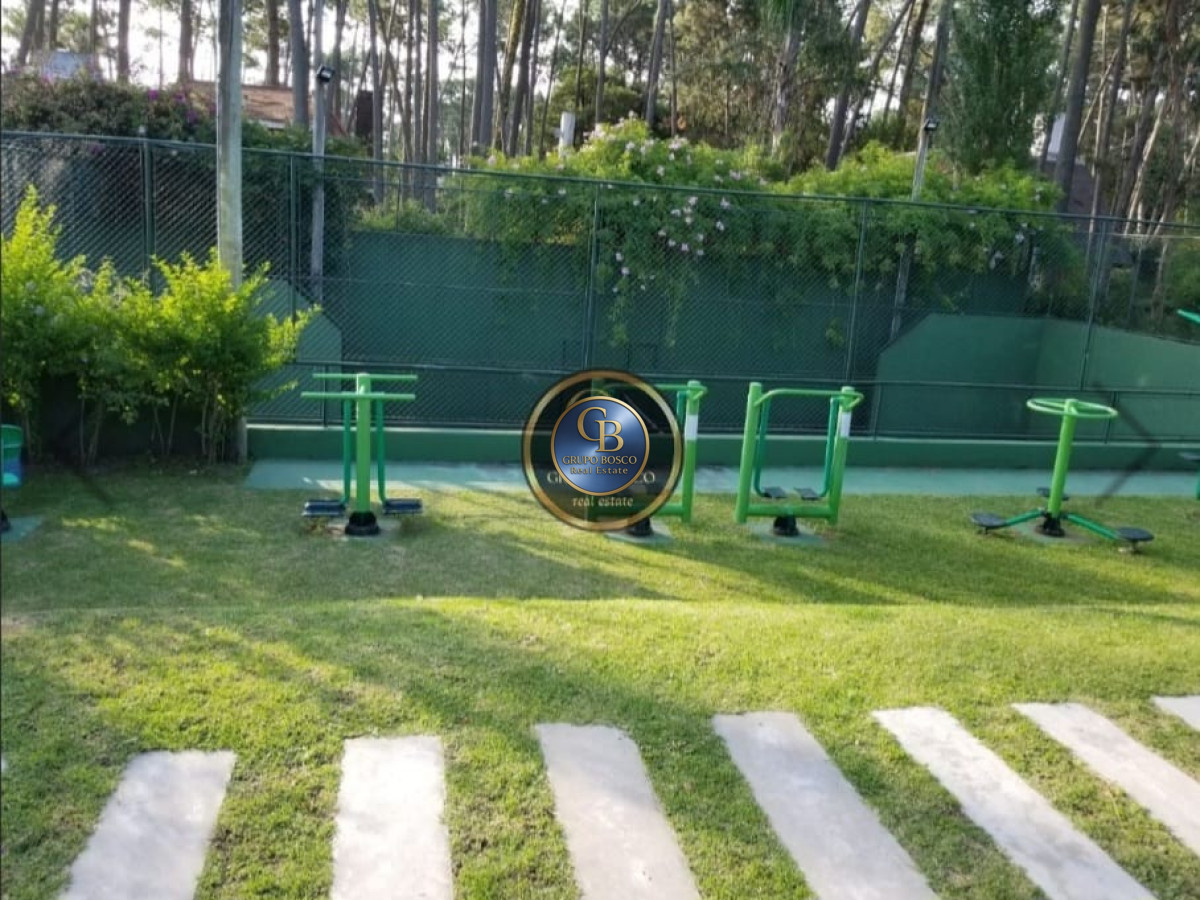Terreno ID.1124 - Lotes en venta desde los 237m2, Barrio Privado (Parque Pinares).