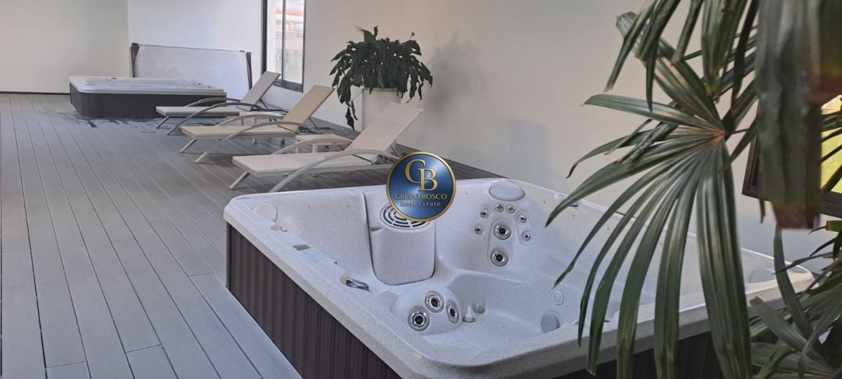 Apartamento ID.1177 - En venta apartamento de 3 dormitorios y 3 baños. Rooselvet Center.