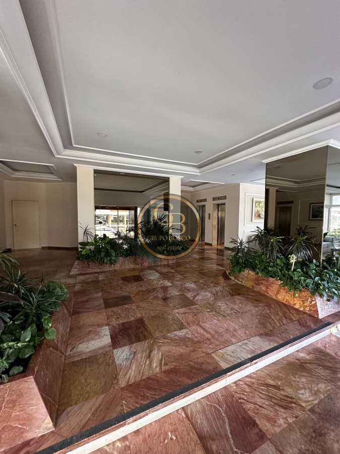 Apartamento ID.1069 - En venta y alquiler temporario apartamento de 2 dormitorios y 2 baños. Península-Punta del Este.