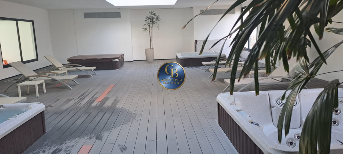 Apartamento ID.1177 - En venta apartamento de 3 dormitorios y 3 baños. Rooselvet Center.