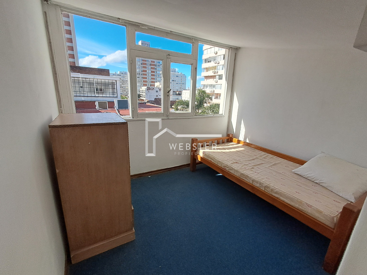 Apartamento ID.2283 - PUNTA DEL ESTE PENINSULA DUPLEX DE 4 DORMITORIOS Y AZOTEA EN VENTA