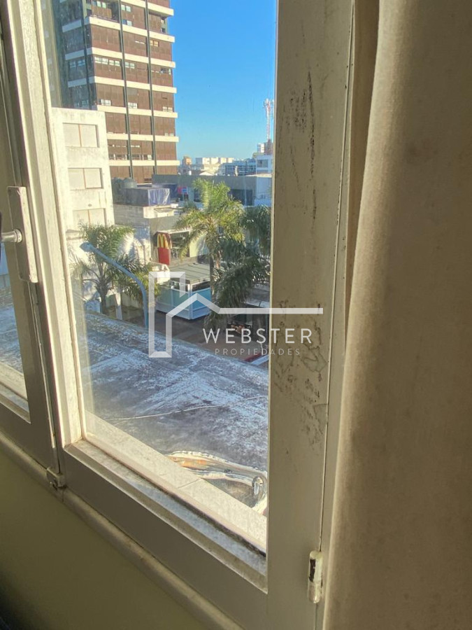 Apartamento ID.2283 - PUNTA DEL ESTE PENINSULA DUPLEX DE 4 DORMITORIOS Y AZOTEA EN VENTA