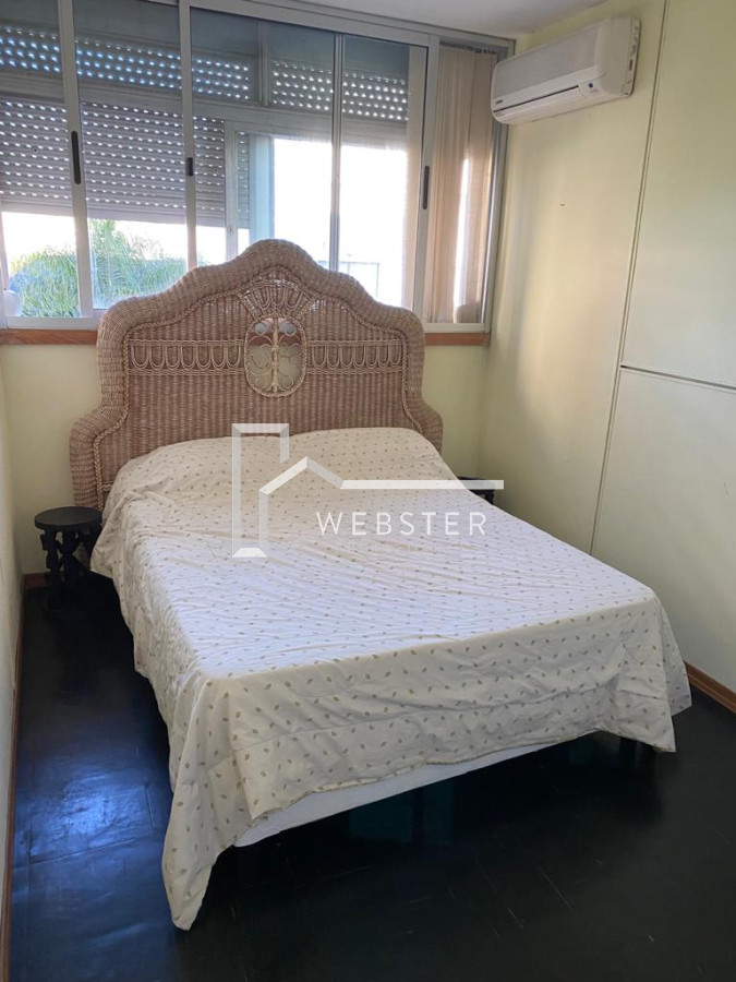 Apartamento ID.2283 - PUNTA DEL ESTE PENINSULA DUPLEX DE 4 DORMITORIOS Y AZOTEA EN VENTA