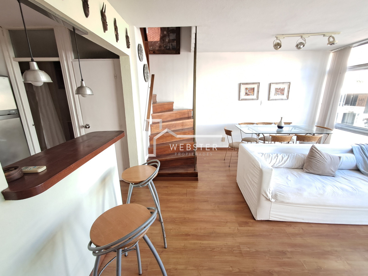 Apartamento ID.2283 - PUNTA DEL ESTE PENINSULA DUPLEX DE 4 DORMITORIOS Y AZOTEA EN VENTA