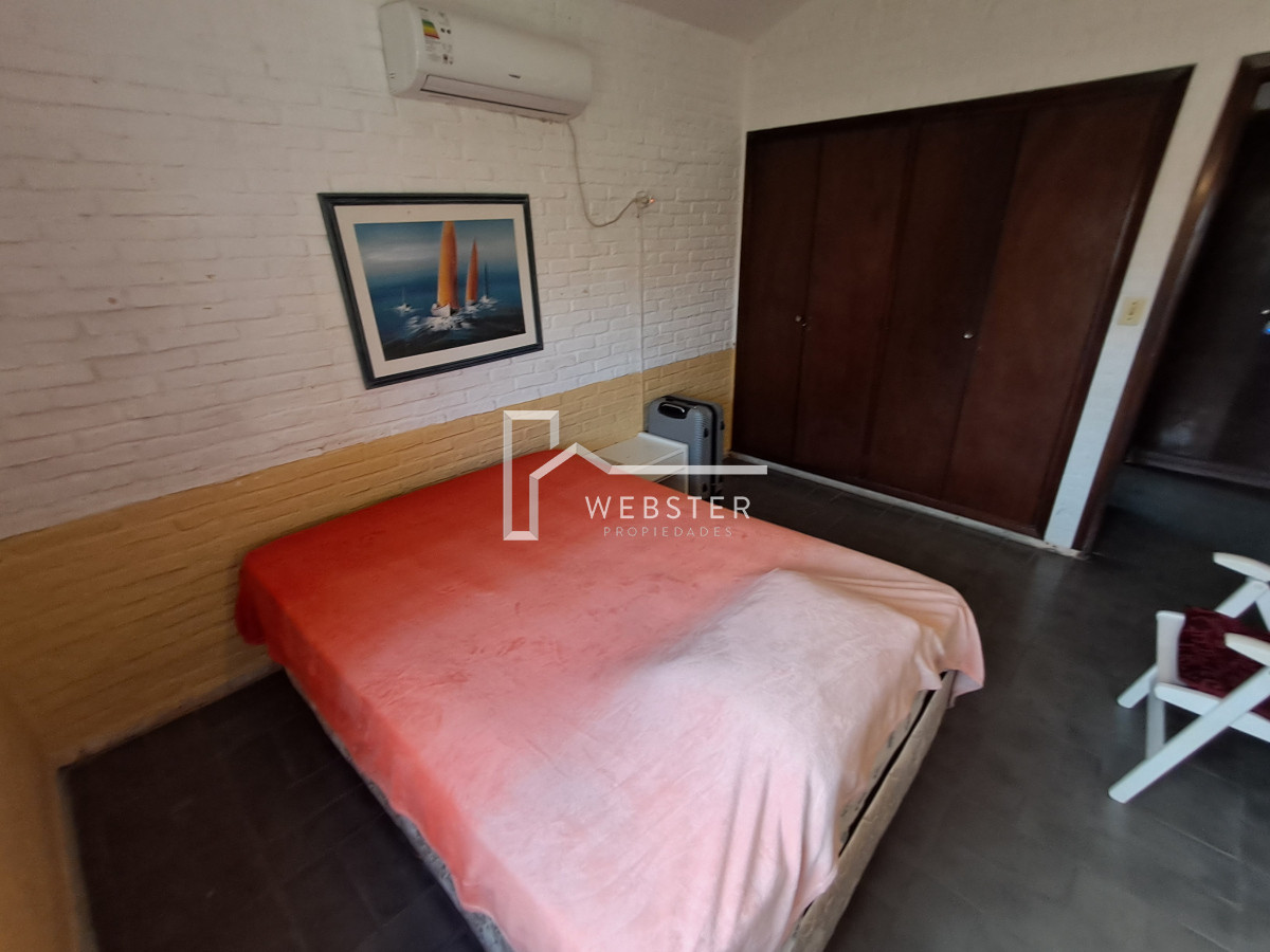 Casa ID.2065 - PUNTA DEL ESTE MANSA CASA DE 2 DORMITORIOS Y DEPENDENCIA EN VENTA