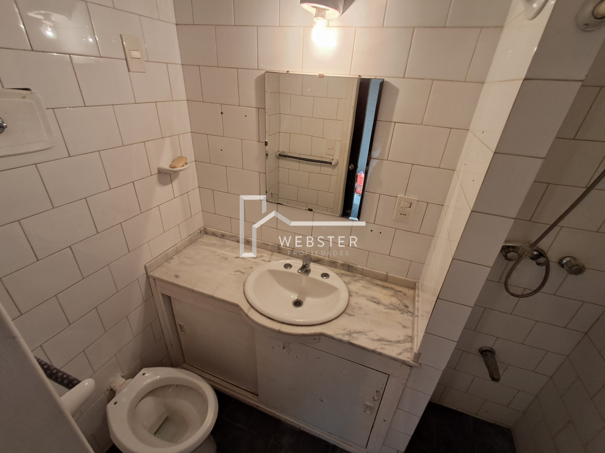 Casa ID.2065 - PUNTA DEL ESTE MANSA CASA DE 2 DORMITORIOS Y DEPENDENCIA EN VENTA
