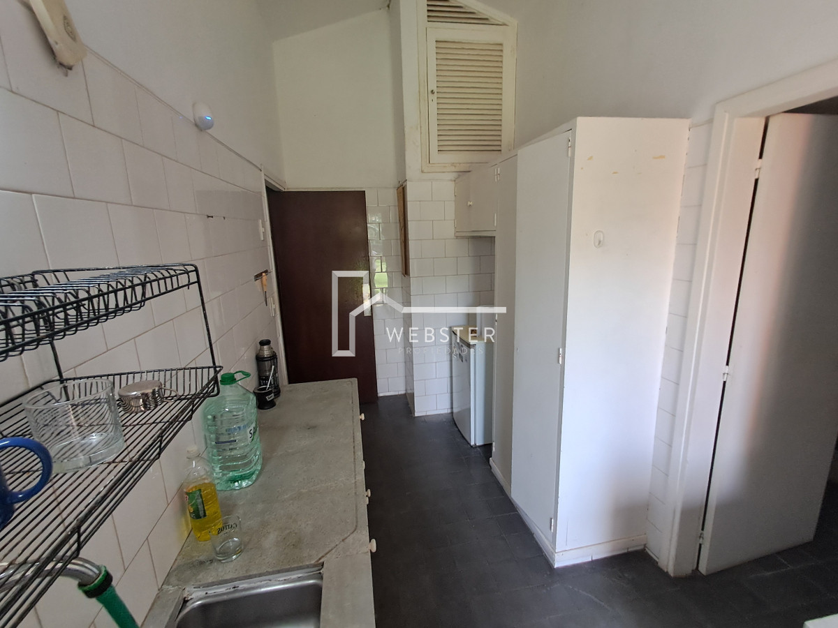 Casa ID.2065 - PUNTA DEL ESTE MANSA CASA DE 2 DORMITORIOS Y DEPENDENCIA EN VENTA
