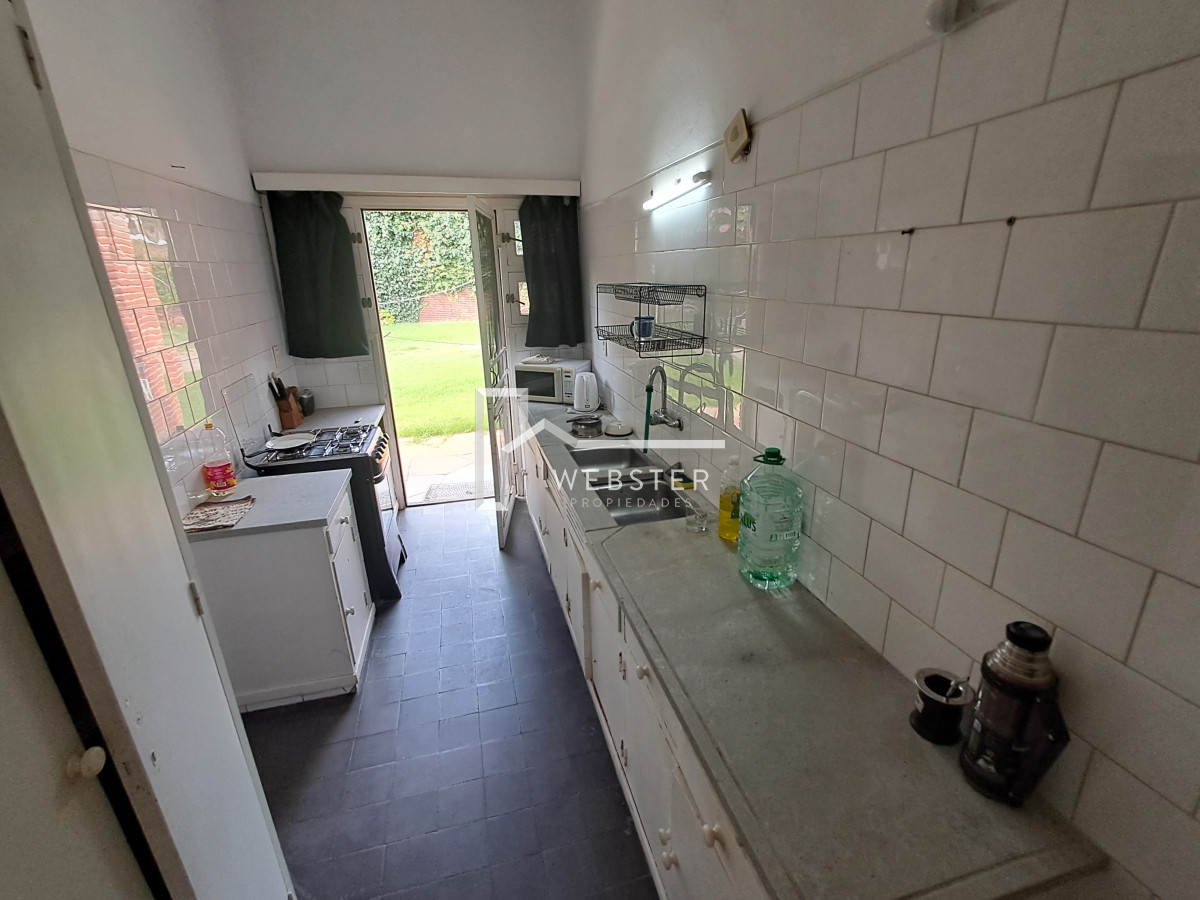 Casa ID.2065 - PUNTA DEL ESTE MANSA CASA DE 2 DORMITORIOS Y DEPENDENCIA EN VENTA