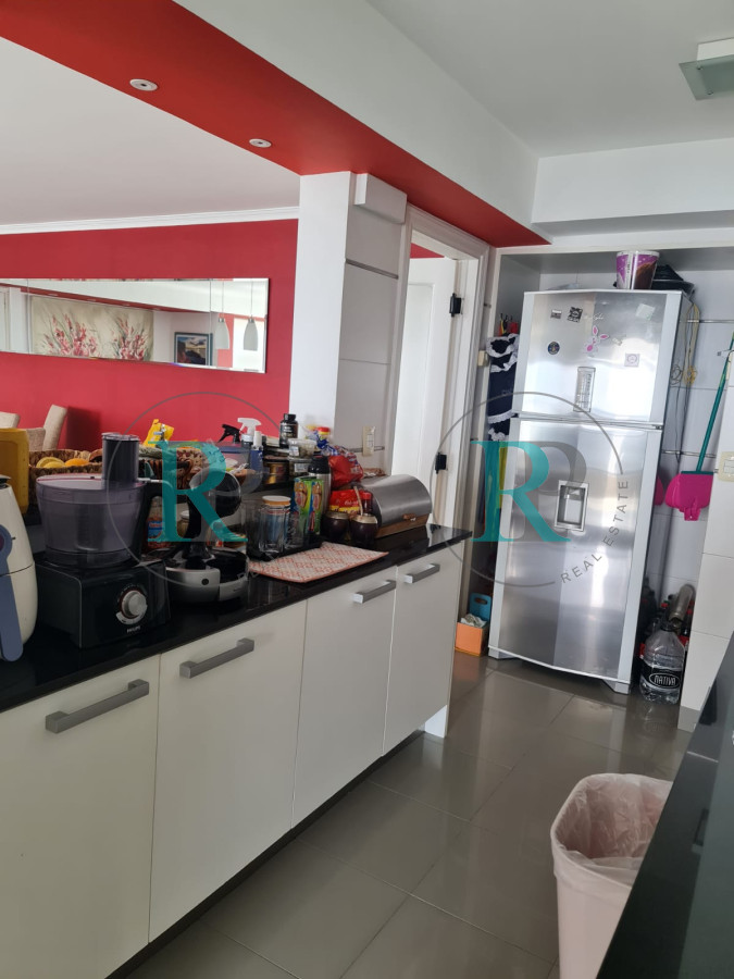 Apartamento ID.2118 - PUNTA DEL ESTE APARTAMENTO 3 DORMITORIOS EDIFICIO CON SERVICIOS  ZONA MANSA 